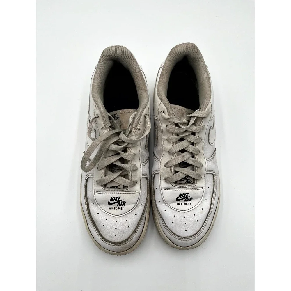 Nike Air Force 1 LV8 3 Unisex Kid 6.5 Casual Shoe Multiple Logos Leather Sneaker